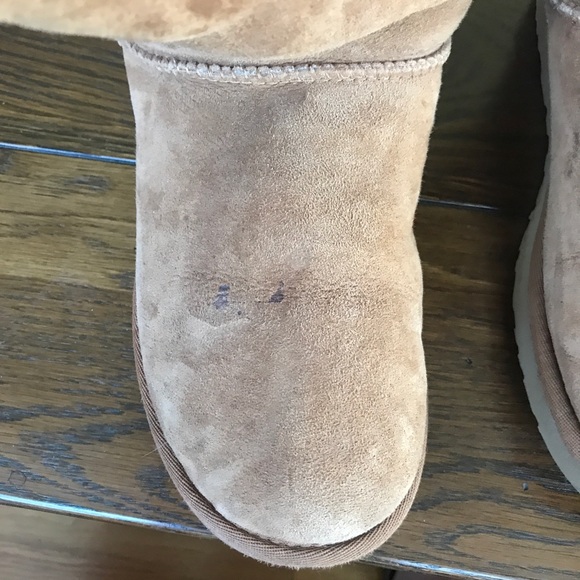 UGG - Picture 5 of 7